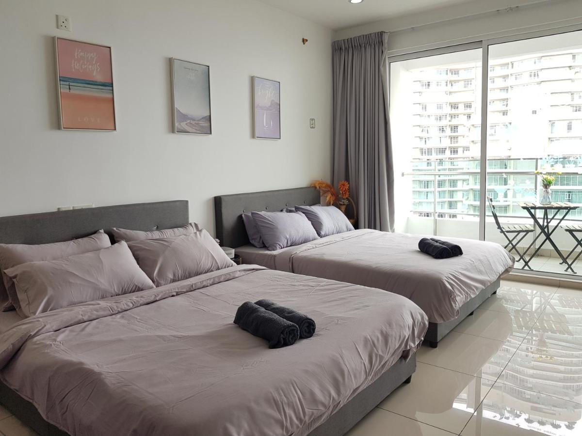 Mansion One Suite By Staycation Homestay จอร์จทาวน์ ภายนอก รูปภาพ