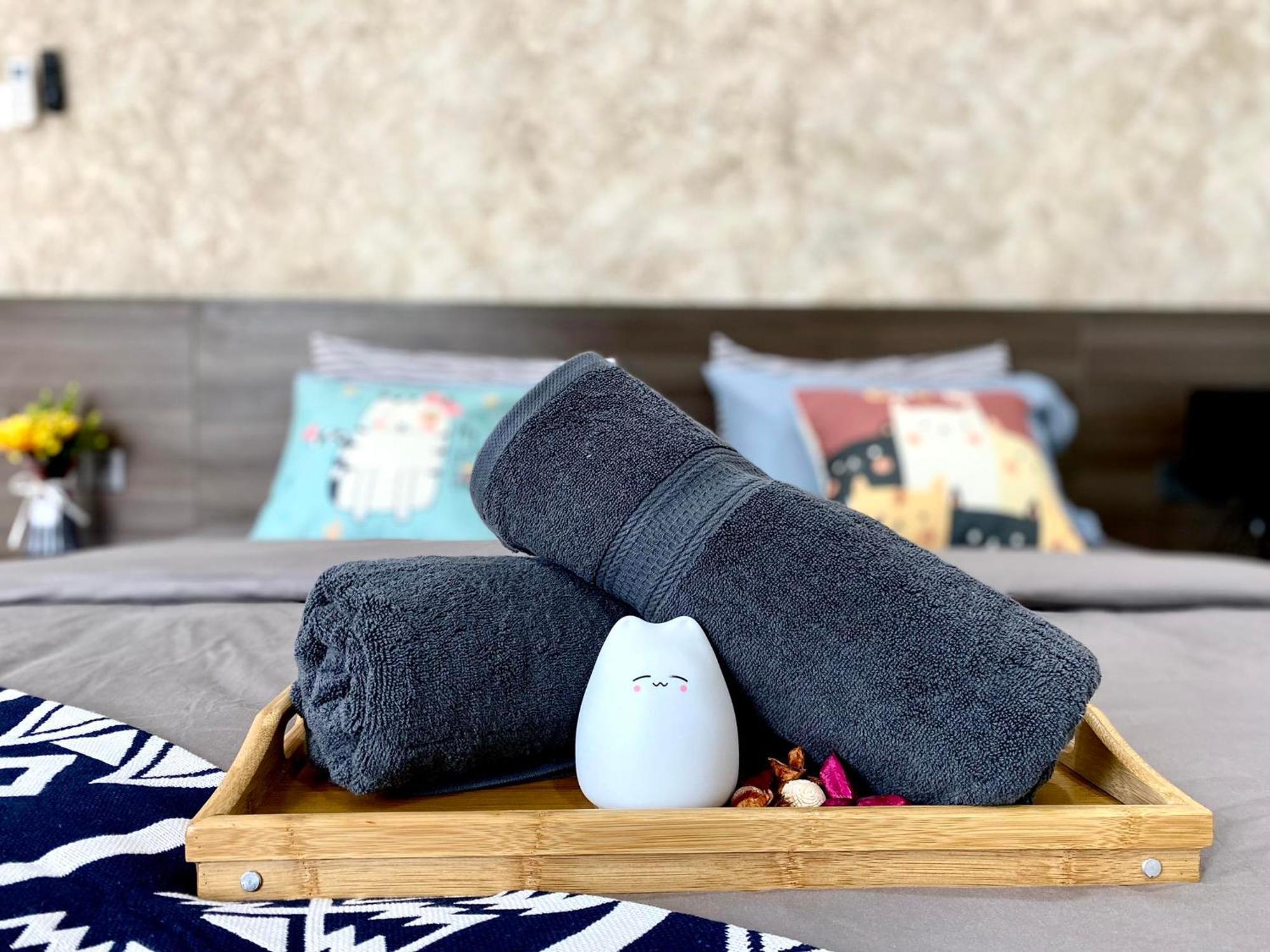 Mansion One Suite By Staycation Homestay จอร์จทาวน์ ภายนอก รูปภาพ
