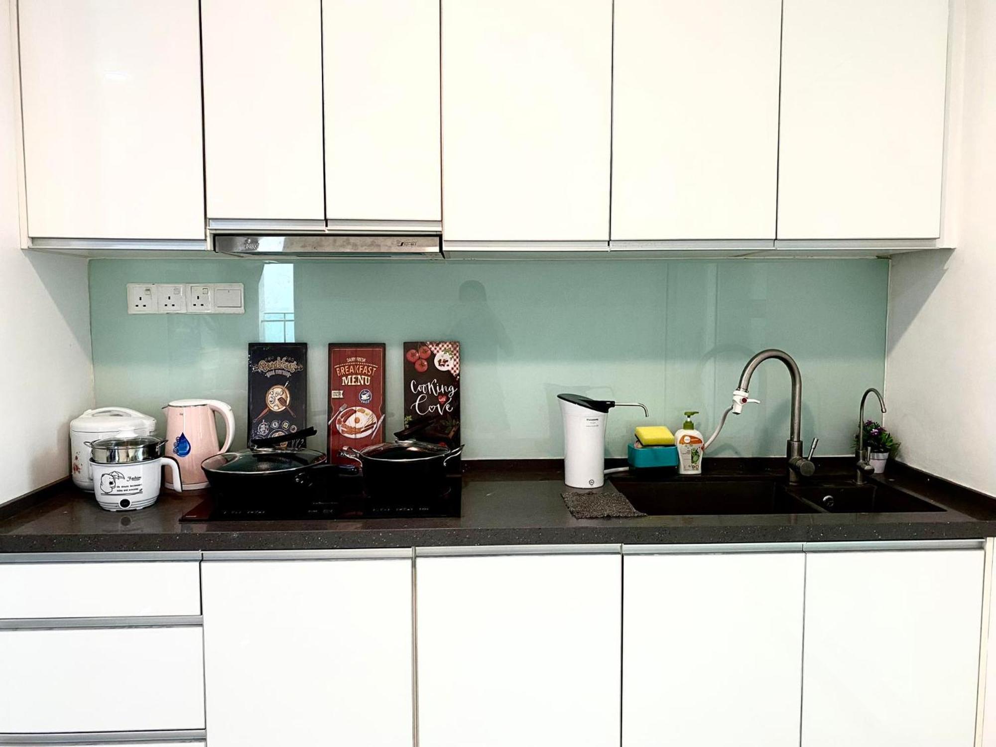 Mansion One Suite By Staycation Homestay จอร์จทาวน์ ภายนอก รูปภาพ